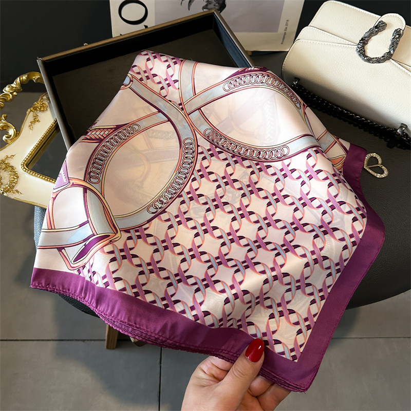 Luxury Female Square Scarf Cha - Silk Blouse recension och pris